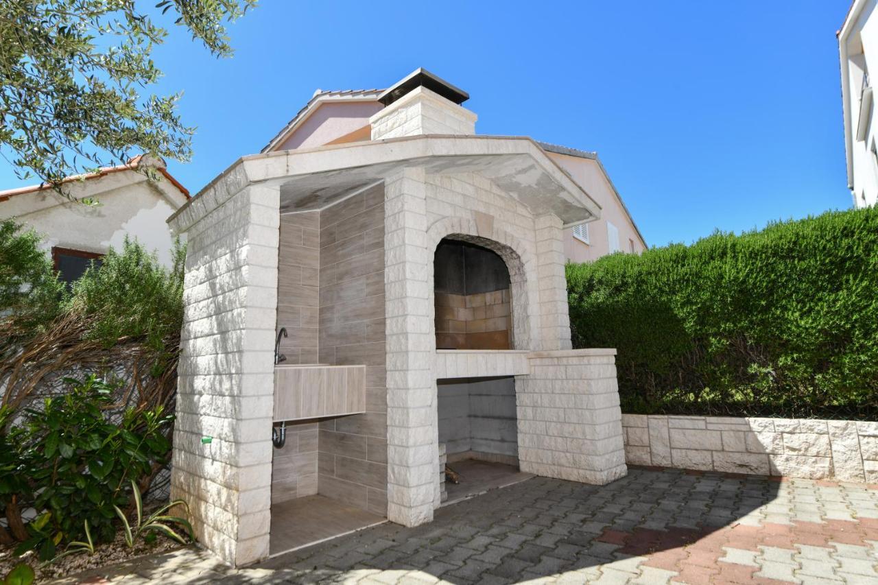 Apartments Villa Miranda Vodice Exteriör bild