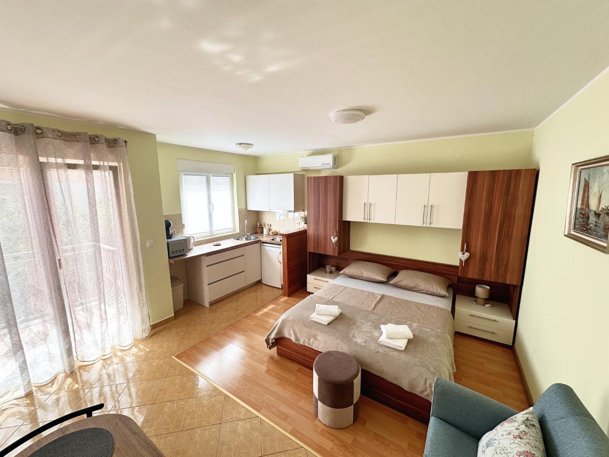 Apartments Villa Miranda Vodice Exteriör bild